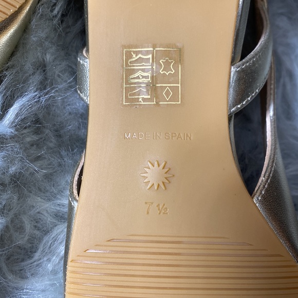 Stuart Weitzman Pearl Slingback Size 7.5 - Picture 8 of 9